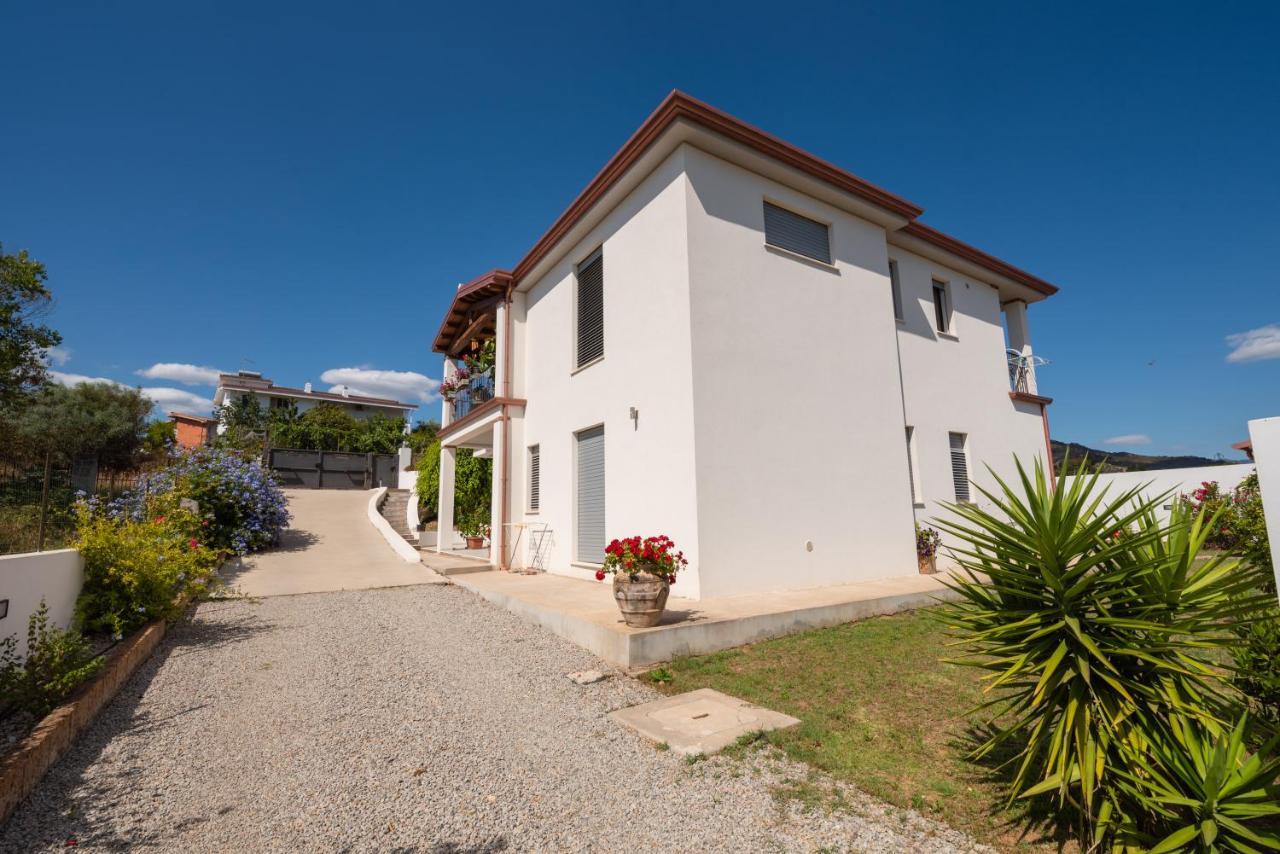 Bed and Breakfast Giglio Marino Тортоли Экстерьер фото